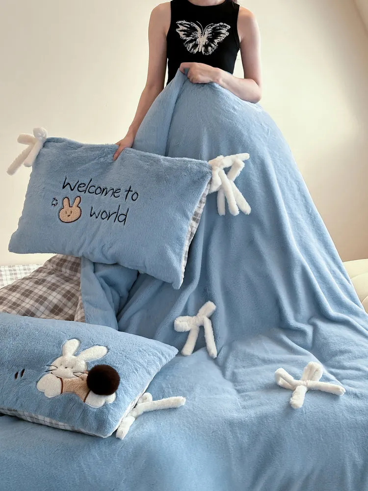 Adorable Bow Bear Velvet Bedding Bundle