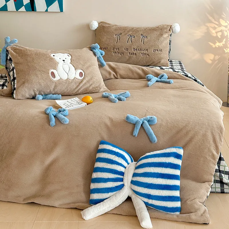 Adorable Bow Bear Velvet Bedding Bundle