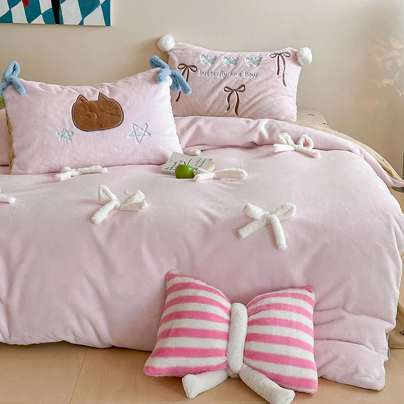Adorable Bow Bear Velvet Bedding Bundle