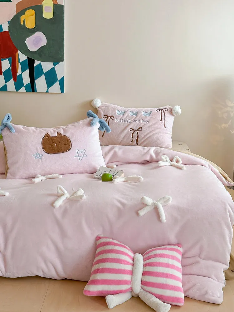 Adorable Bow Bear Velvet Bedding Bundle