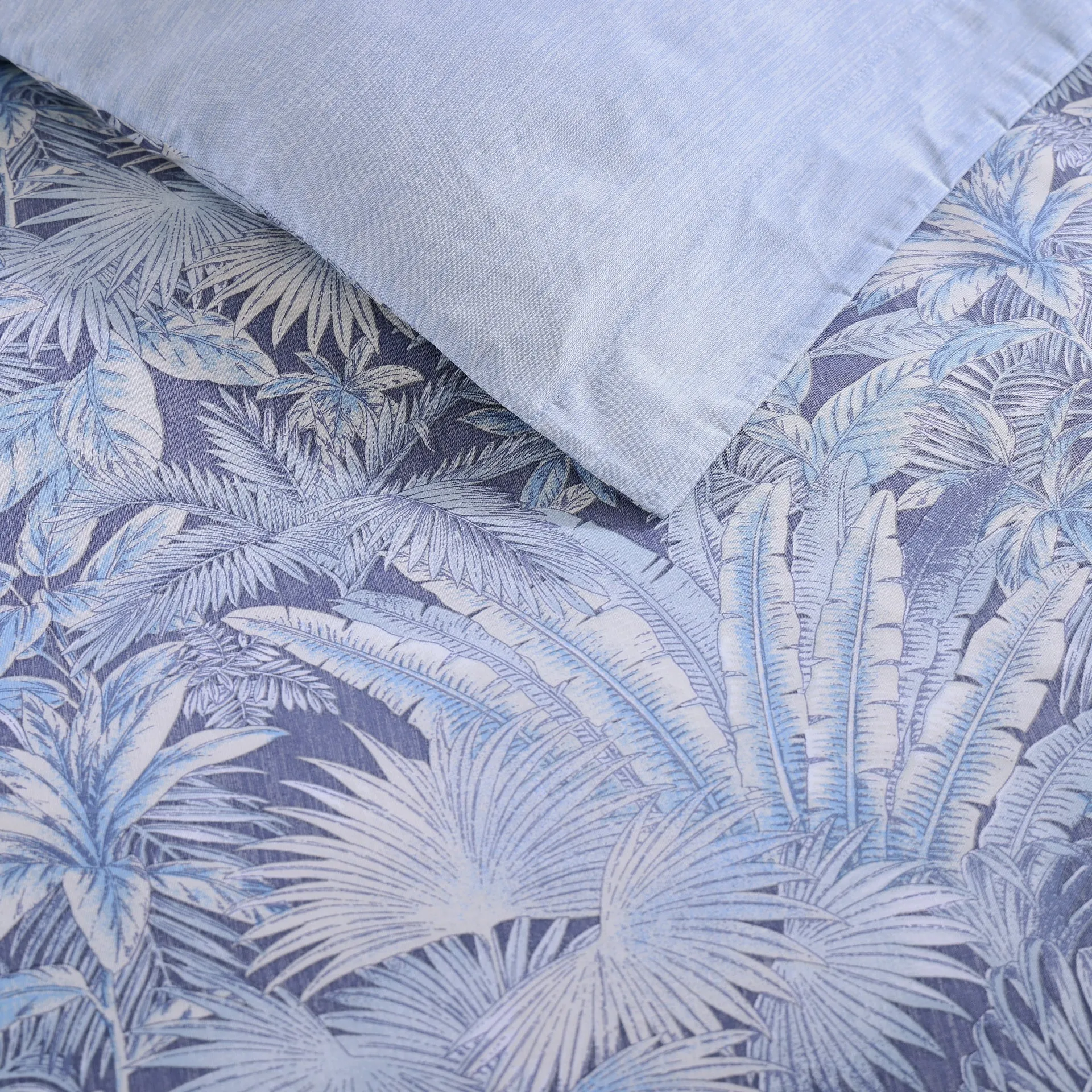 Bahamian Blue Quilt Cover Set by Tommy Bahama
