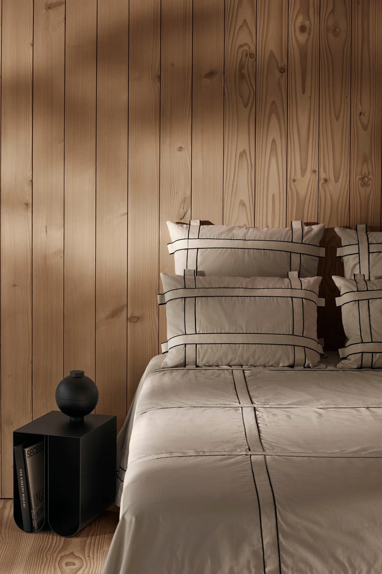 Bow Bedspread