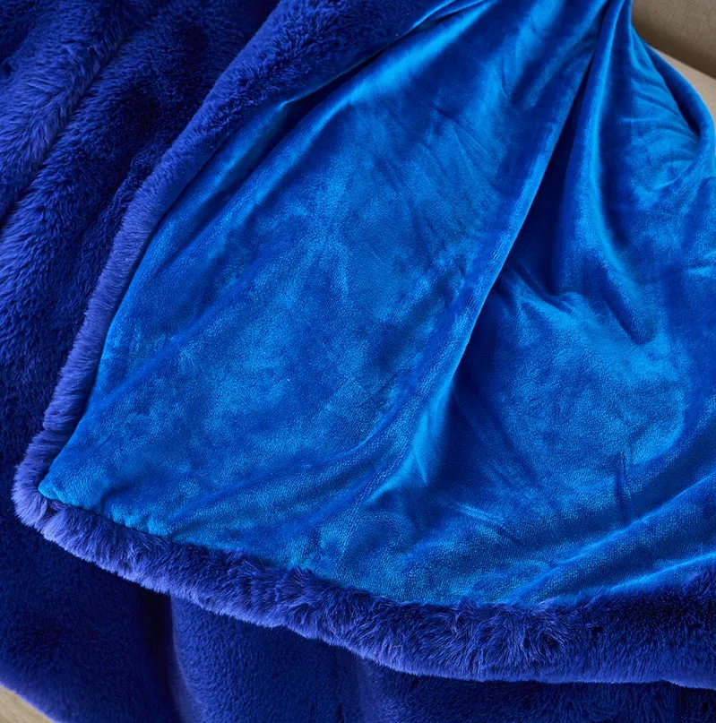 Cassilda Luxury Navy Blue Chinchilla Faux Fur Throw Blanket