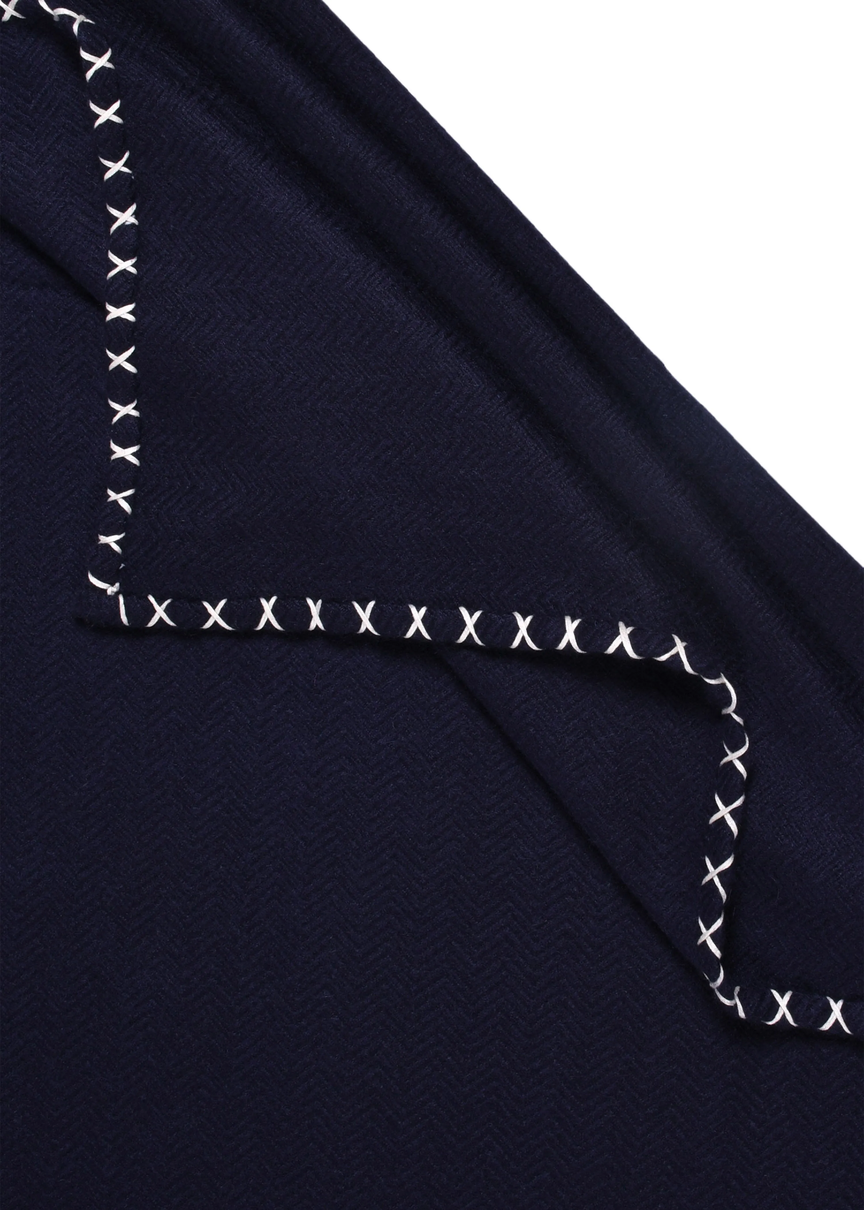 Classic Herringbone Blanket in Cashmere