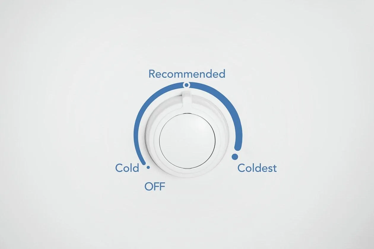 FFFU16F2VW Frigidaire 16 Cu. Ft Upright Freezer