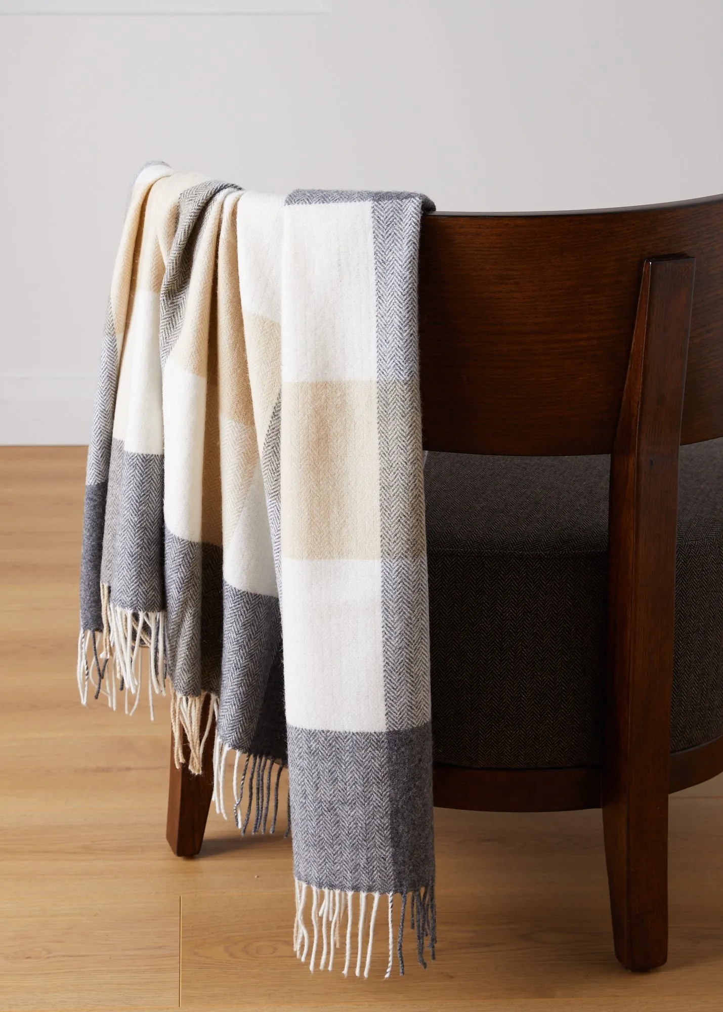 Foxford Classic Lambswool Comfort Throw