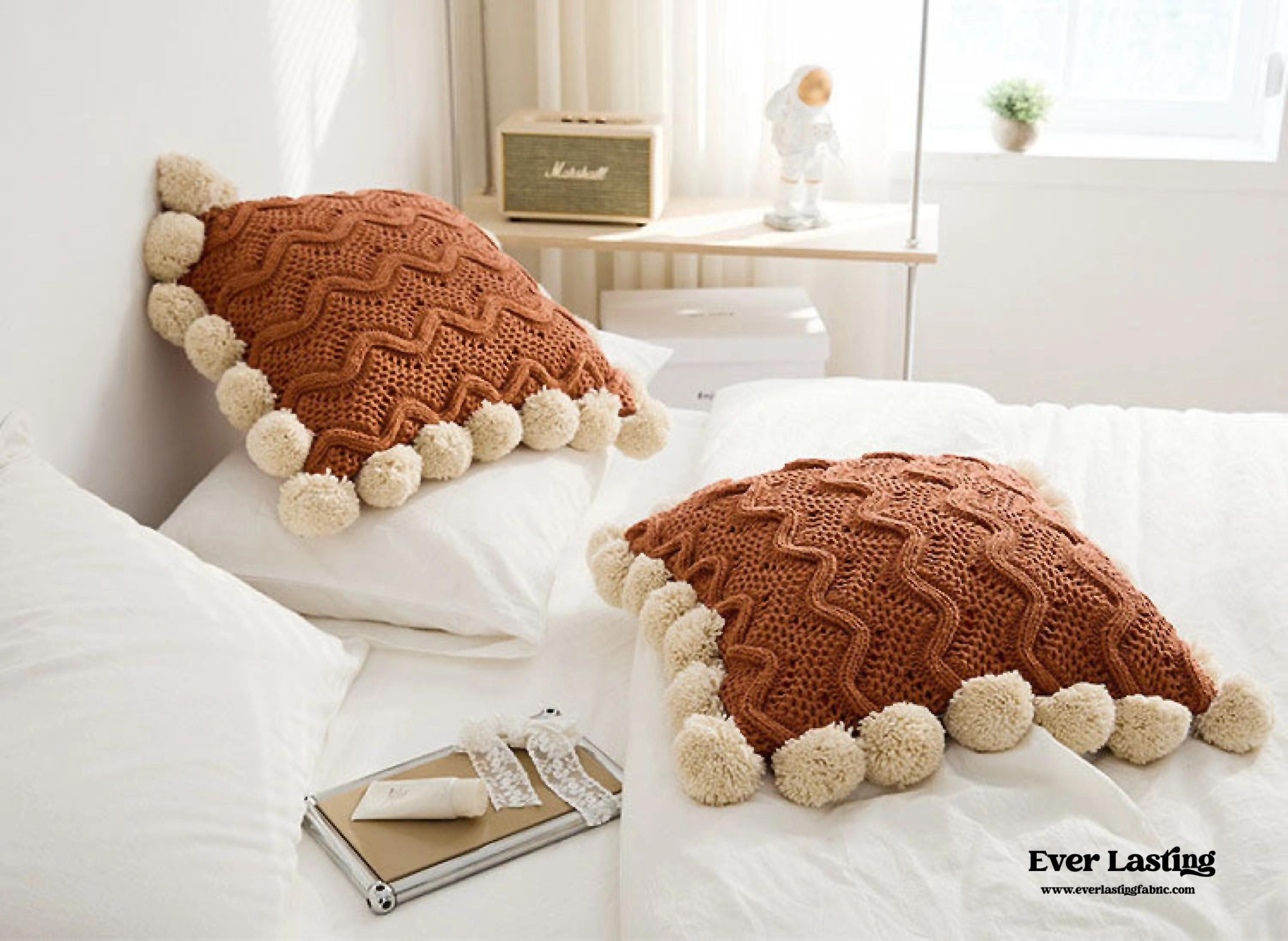 Fuzzy Ball Plush Knit Blanket & Pillow Set / Fire Brick Red