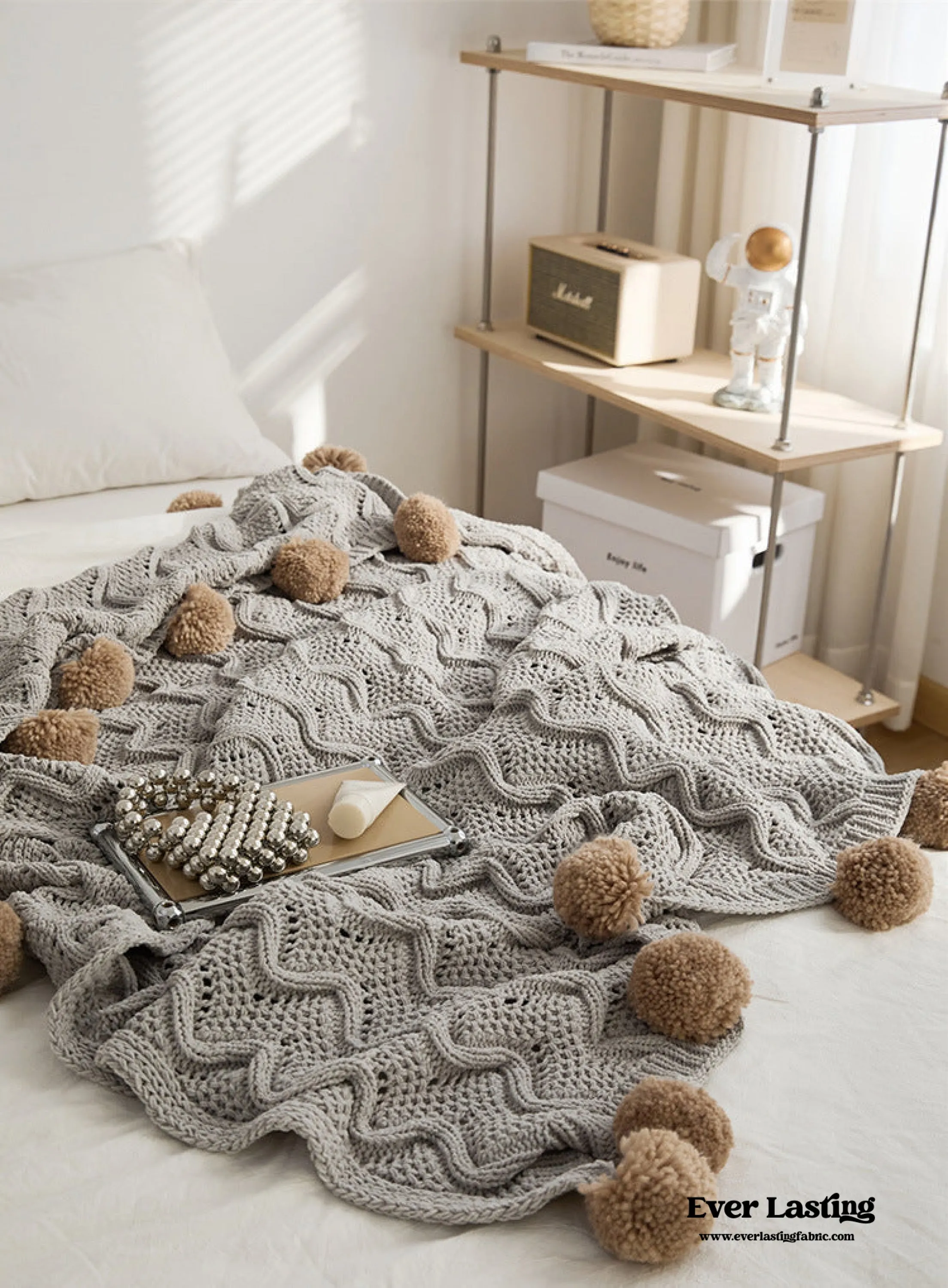 Fuzzy Ball Plush Knit Blanket & Pillow Set / Fire Brick Red