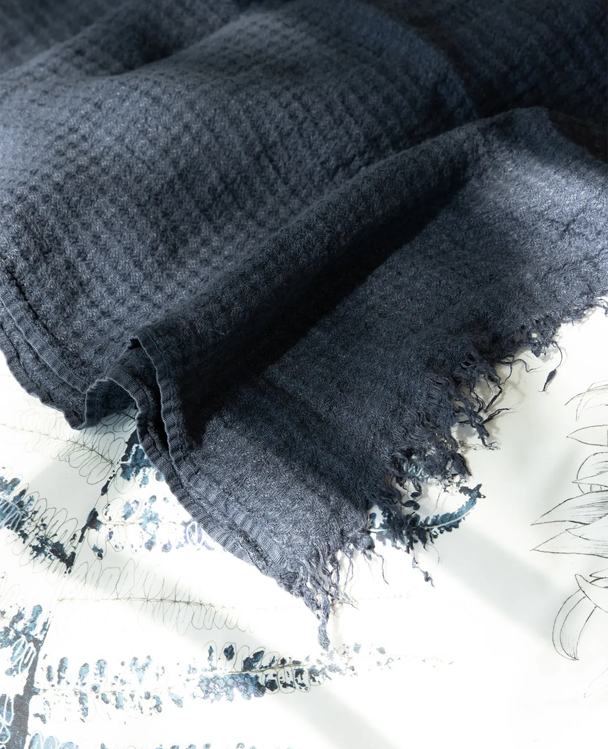 Hampton Linen Throw Navy