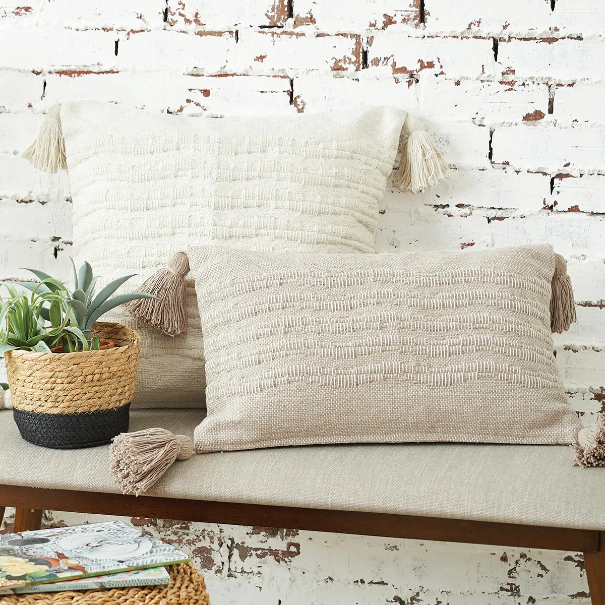 Hodges Pillow