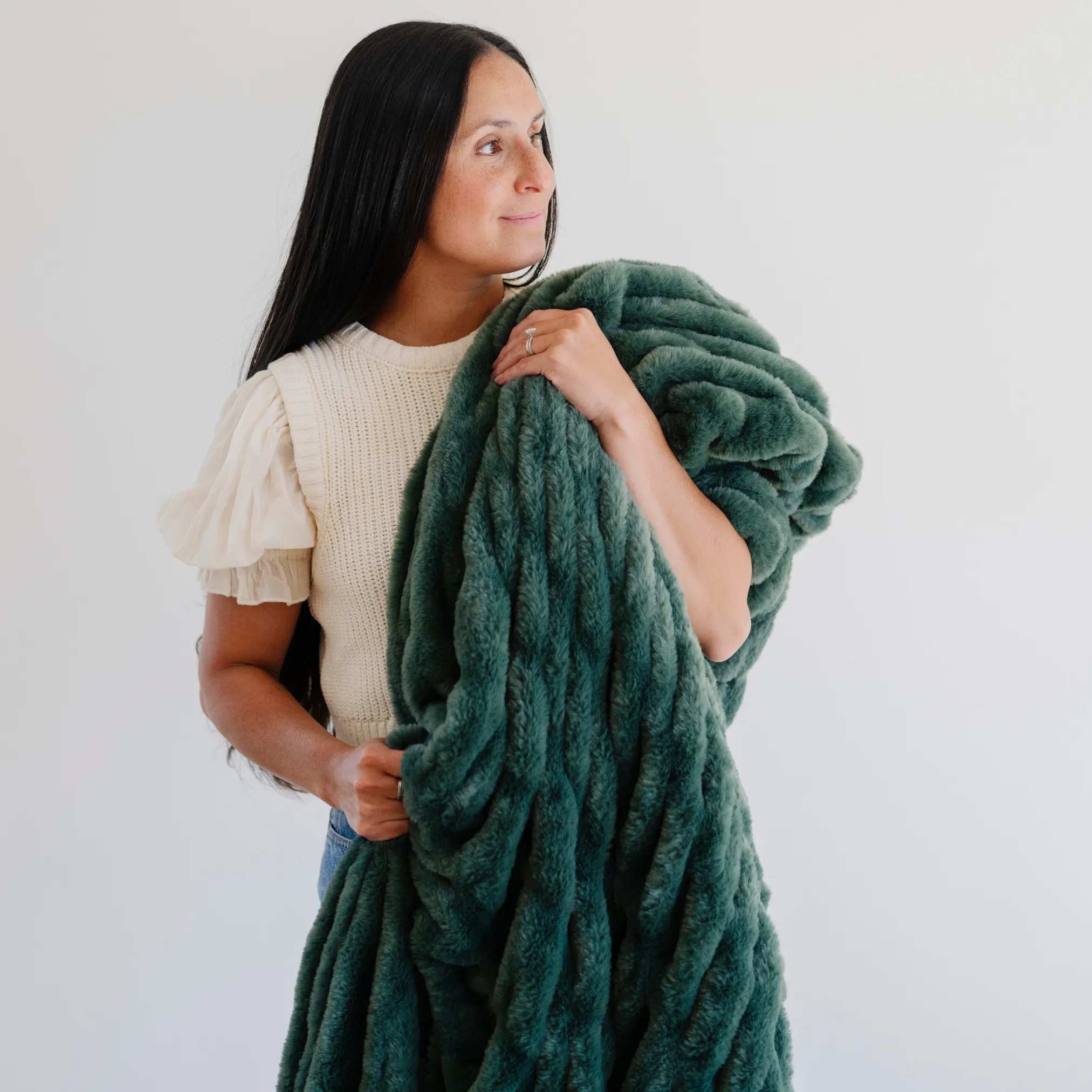 HOLIDAY DOUBLE RUCHED FAUX FUR XL THROW BLANKETS