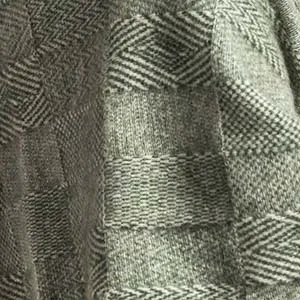 JACQUARD THROW