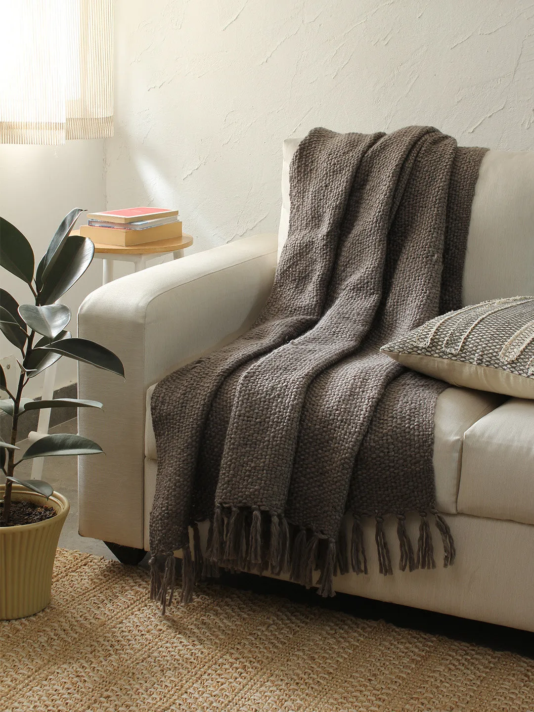 Matang Throw (Gray)