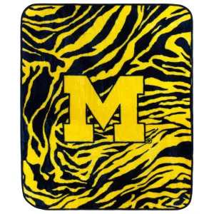 Michigan Wolverines Throw Blanket
