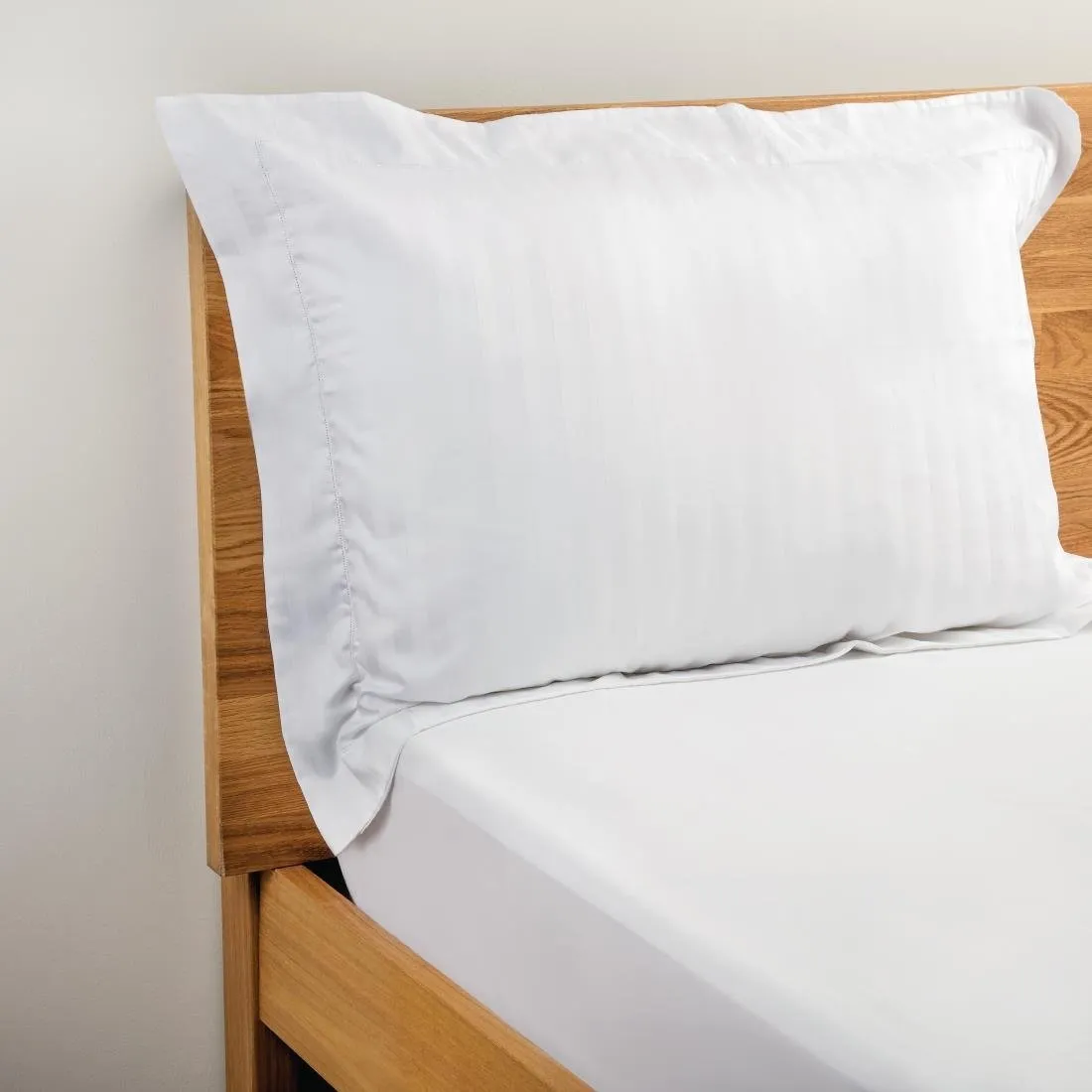 Mitre Comfort Monaco Oxford Pillowcase (Pack of 2) - HB942