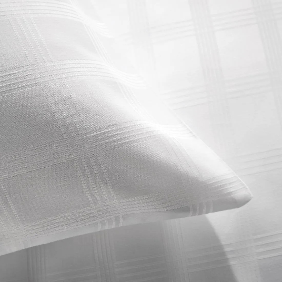 Mitre Comfort Vercelli Housewife Pillowcases (Pack of 2) - HD288