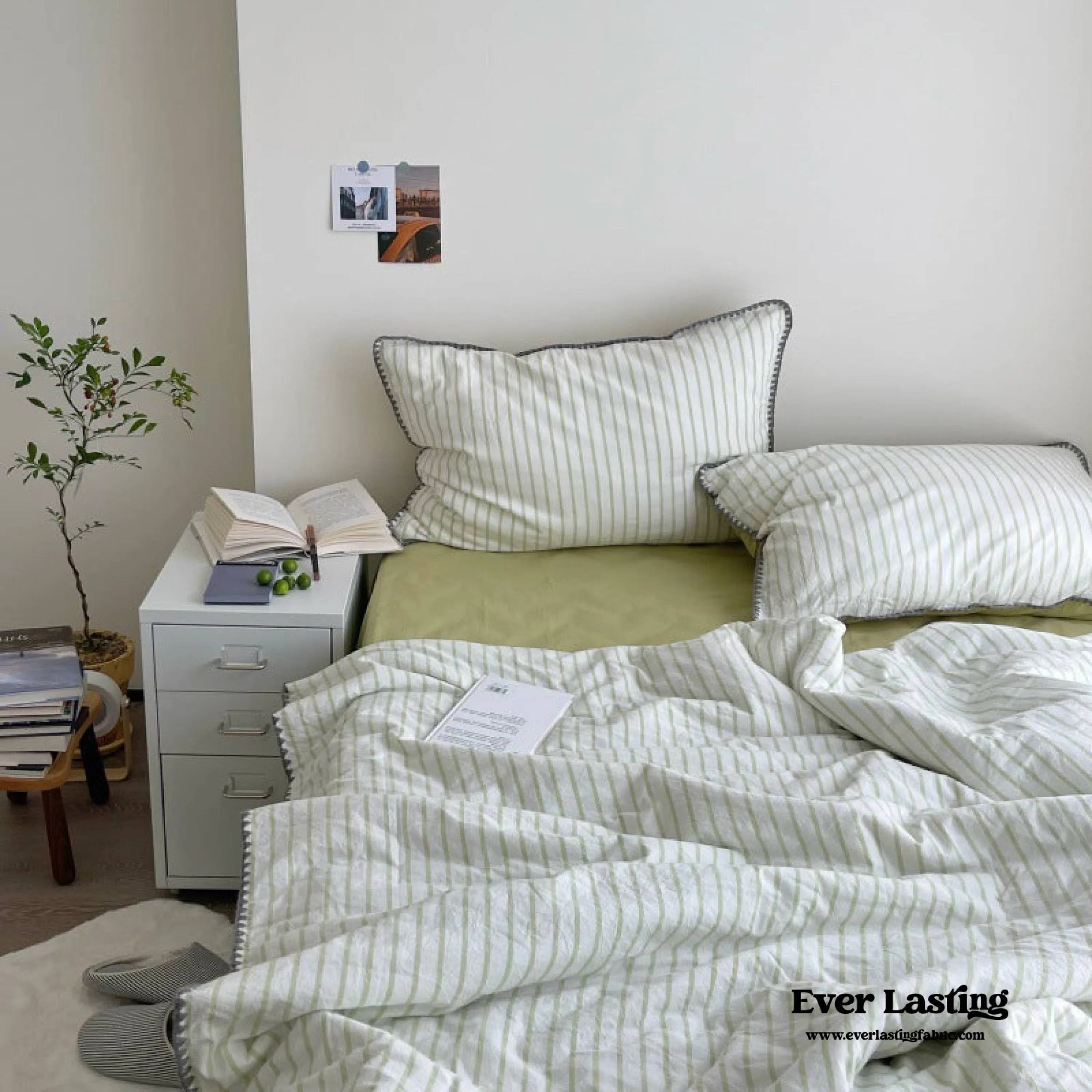 Pastel Striped Blanket Set / Purple