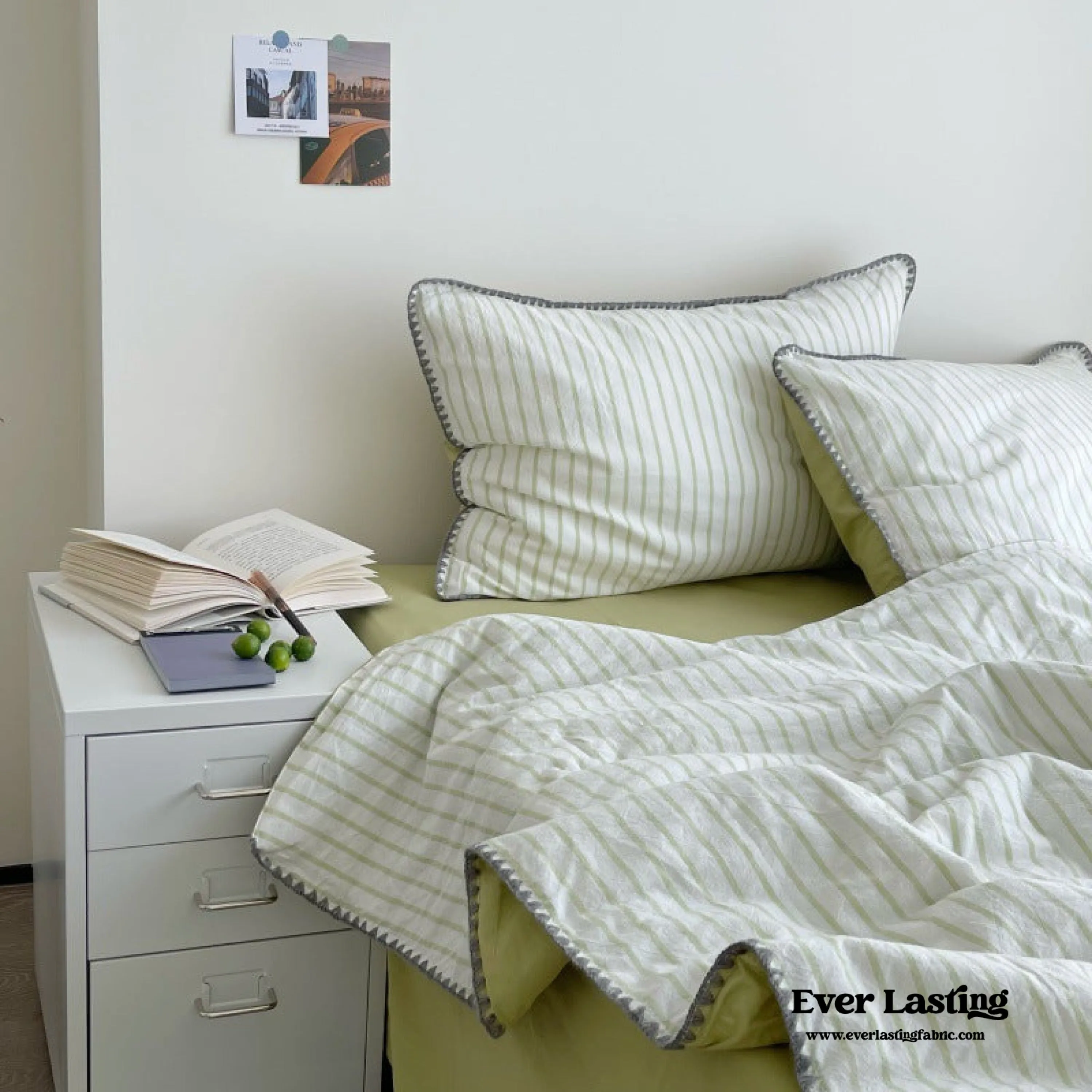 Pastel Striped Blanket Set / Purple