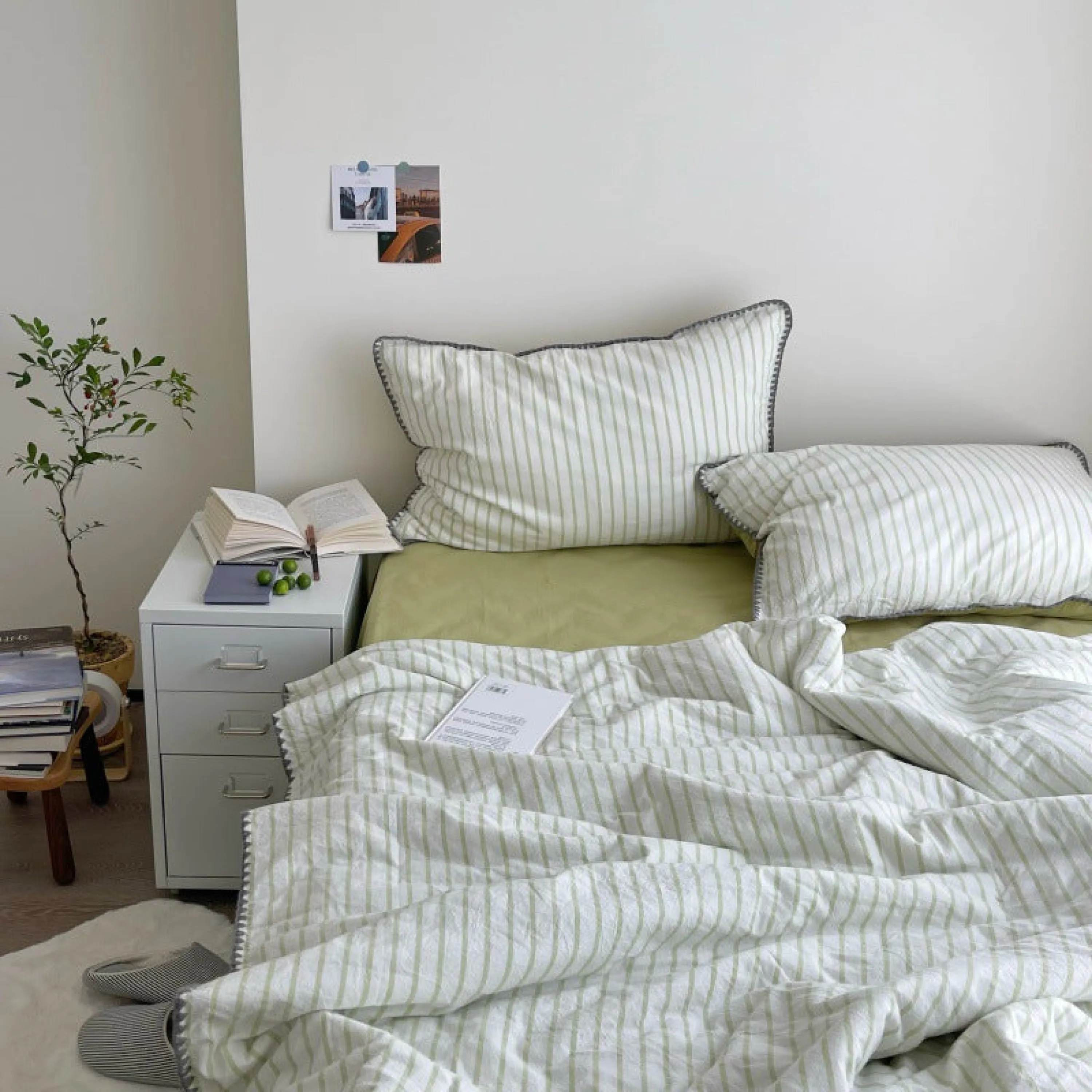Pastel Striped Blanket Set / Purple
