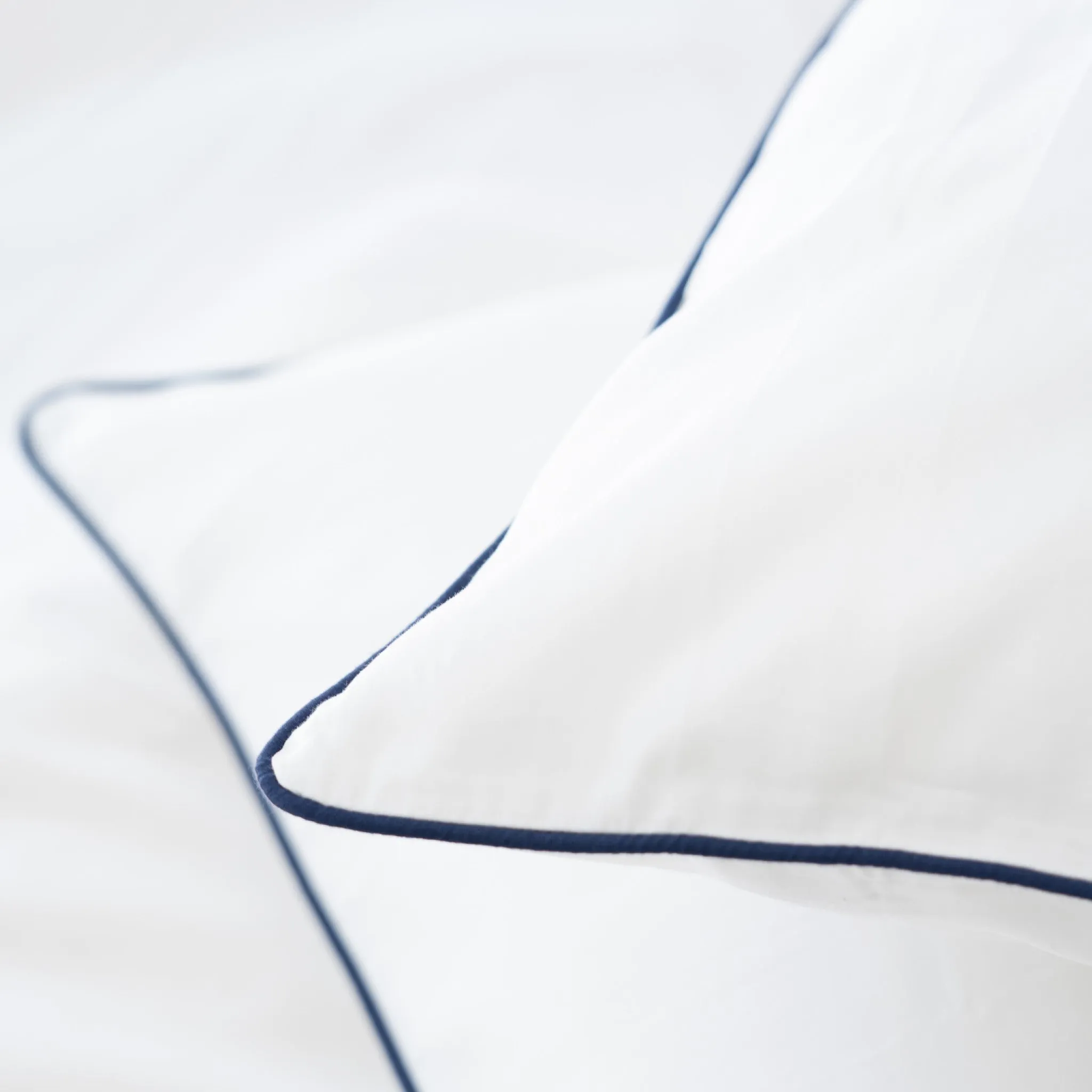 Piped Soft & Cozy Sateen Pillowcase Set