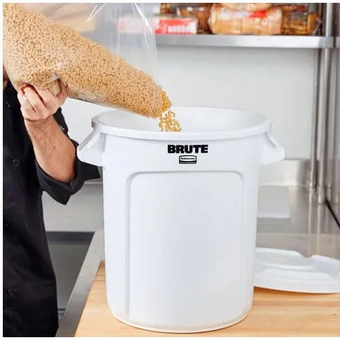 RUBBERMAID VENTED BRUTE ROUND TRASH CAN - WHITE 10 GAL