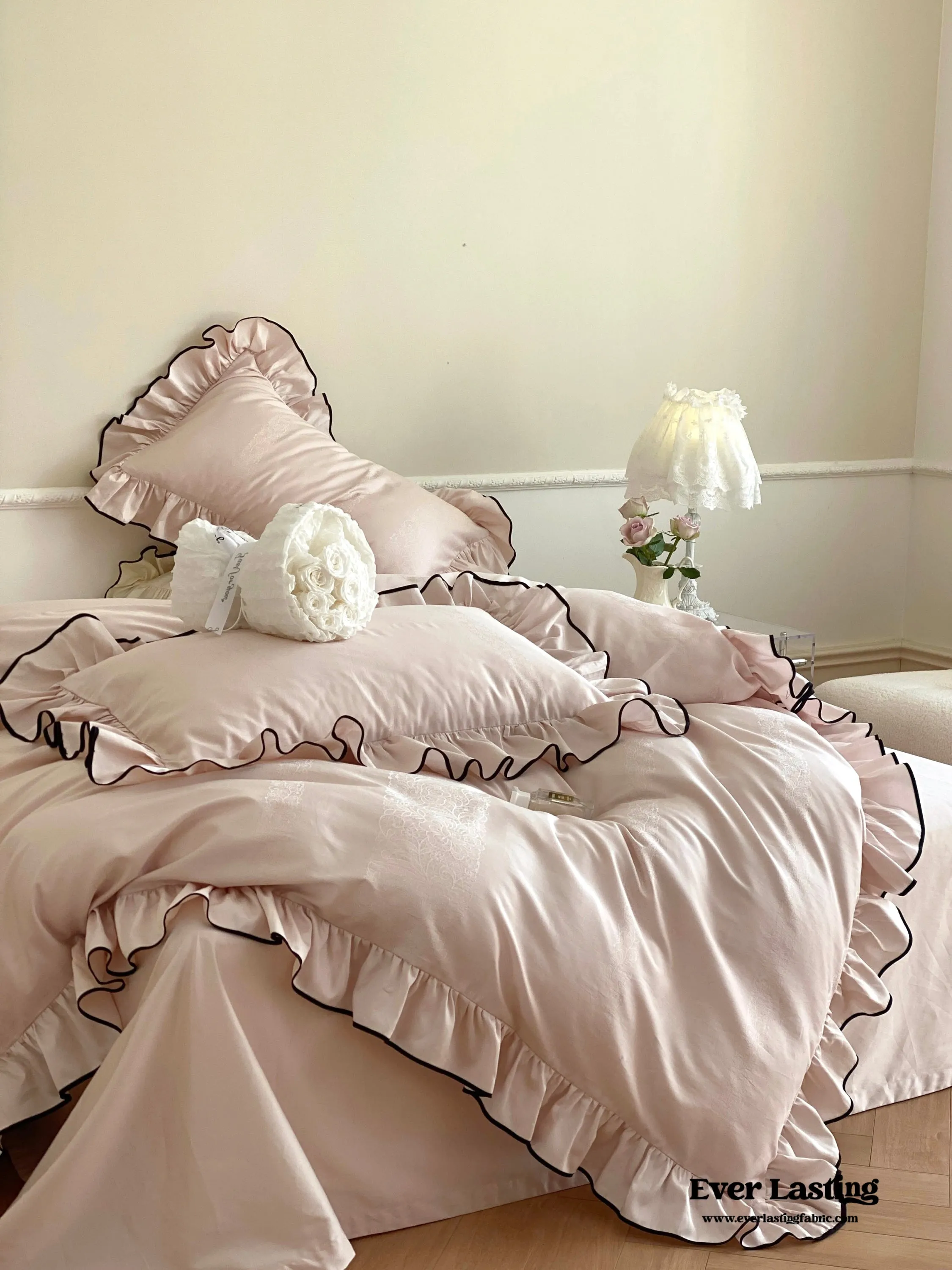 Silky Ruffle Pillowcases